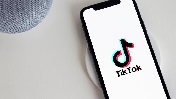 TikTok launched TikTok for Artists in Kenya, part of its global rollout, offering artists, labels, and teams tools to track song and post performance, analyze audience demographics, and promote music via daily updated dashboards, detailed analytics, and a Pre-Release Tool for pre-saving albums on Spotify or Apple Music. It includes guides and resources to build global careers, with access for certified TikTok Artist Account holders and their teams, empowering smarter fan engagement and campaign planning.